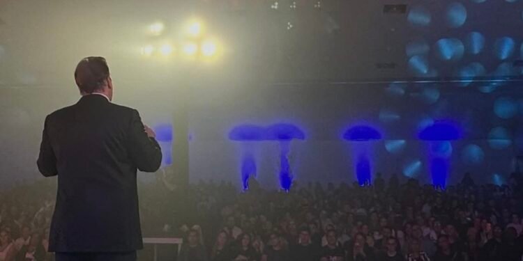 Pastor ensina sobre os dons de profecia e interpretação: “Precisa haver ordem”