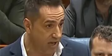 Deputado contra evangelismo chama pregadores de “vigaristas”