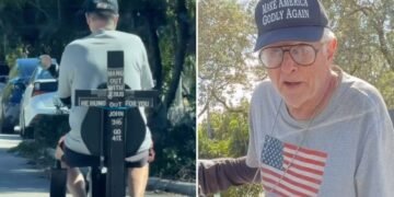 Idoso evangeliza com cruz em scooter e alerta jovens: ‘Se arrependam e voltem para Jesus’