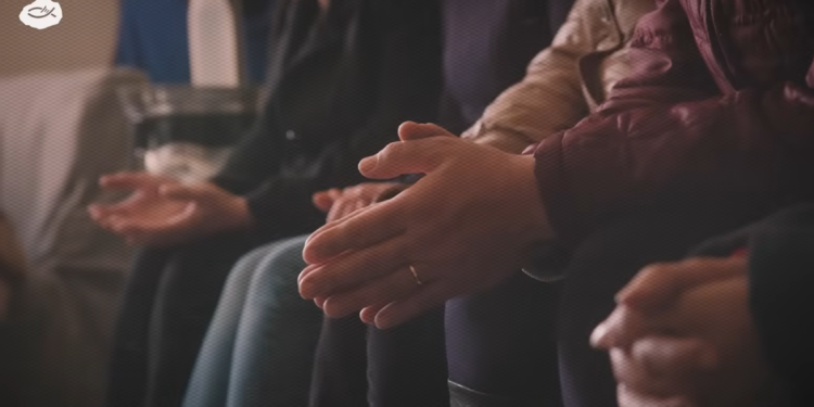 Domingo da Igreja Perseguida: Conheça movimento global de oração pelos cristãos perseguidos