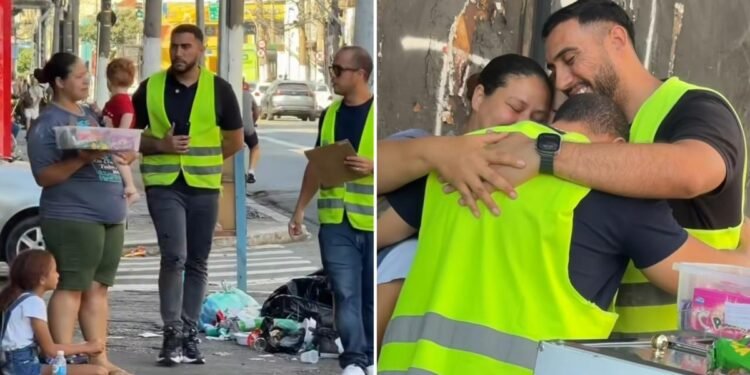Ambulante que vendia bala nas ruas recebe carrinho de doces após orar: “Deus me viu”