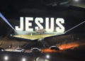 Mirante com letreiro “Jesus” é inaugurado por igreja em São Paulo