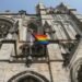 Igreja Anglicana do País de Gales torna a bênção para casamento gay permanente