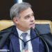 Mendonça vota para manter lei que dá poder aos pais sobre conteúdo de gênero nas escolas