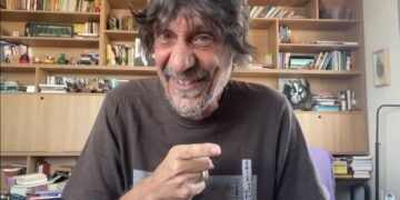 Escritor que disse ‘evangélico não tem que votar’ é indiciado por discriminação religiosa