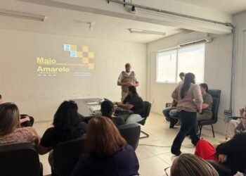 MAIO AMARELO – Palestra conscientiza servidores sobre cuidados no trânsito