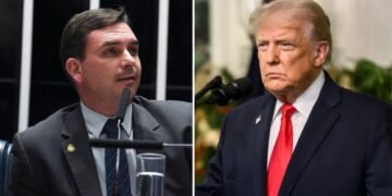 Flávio Bolsonaro viaja aos EUA para encontro com Trump