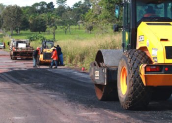 Manutenção em 59 quilômetros da RO-470 melhora tráfego entre BR-364 e Mirante da Serra