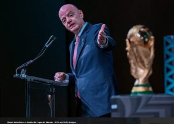 Exigências do Irã, ingressos e mais: Copa tem pendências a um mês do início