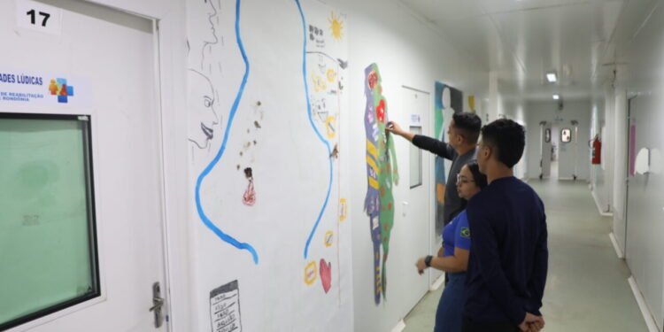 Arte e inclusão marcam exposição de pacientes com TEA no Centro de Reabilitação de Rondônia