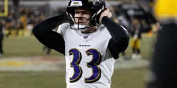 NFL: estreante falha, mas busca a Bíblia pra dar a volta por cima