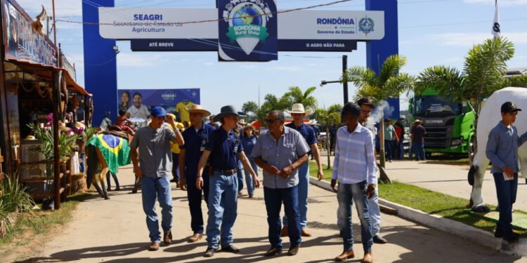 NEGÓCIOS: 13ª Rondônia Rural Show Internacional aquece economia e movimenta mais de 400 mil visitantes