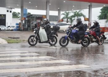 Obras de macrodrenagem buscam solução para problema histórico