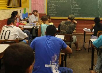 Governo paga R$ 12 mil a projetos para jovens em áreas vulneráveis