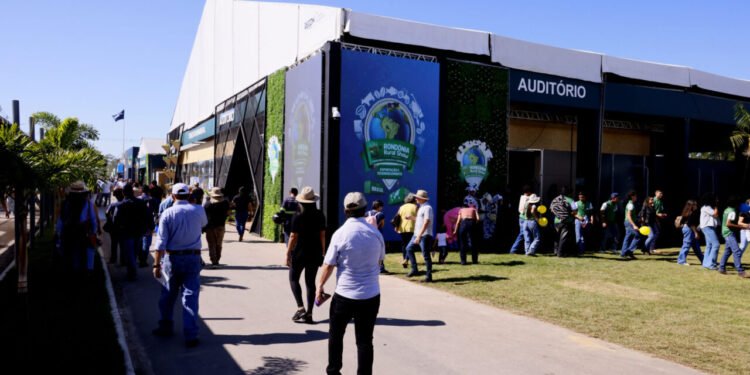 Espaço de Inovação do Pavilhão Empresarial premia projetos voltados ao desenvolvimento do agro