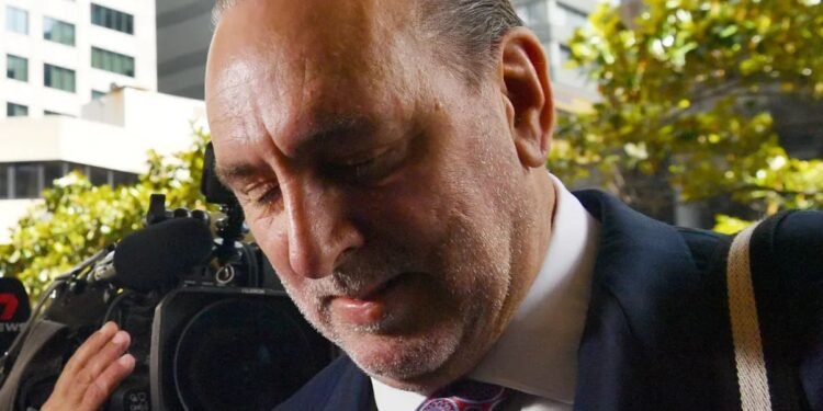 Hacker publica pornografia na página do fundador da Hillsong