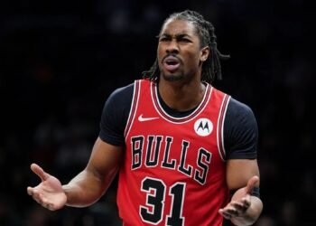 Chicago Bulls: jogador demitido por criticar ‘mês do orgulho LGBT’