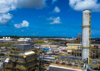 Refinarias da Petrobras operam com mais de 100% de capacidade; entenda