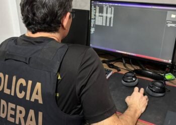 Crime de racismo em canal de mensagens é investigado pela PF