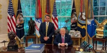 Flávio pede que Trump classifique PCC e CV como terroristas