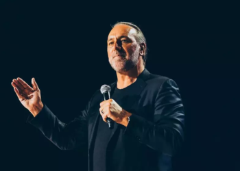 Fundador da Igreja Hillsong diz que conta do X foi hackeada, após publicação de conteúdo pornográfico