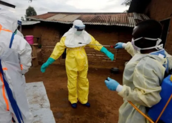 Cristãos atuam na linha de frente contra novo surto de ebola em meio à violência no Congo