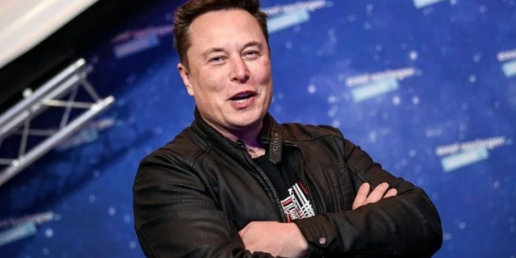 Elon Musk diz que a empresa de implantes cerebrais Neuralink em breve produzirá “milagres científicos do nível de Jesus”
