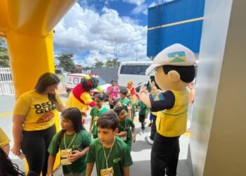 Campanha Maio Amarelo 2026 tem início em Rondônia com ações educativas para crianças em Porto Velho