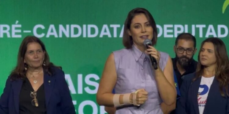 Michelle ‘profetiza’ sobre Alexandre de Moraes: ‘Irmão em Cristo’