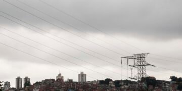Fim de semana será de temporal no Sudeste e chuva intensa no Norte