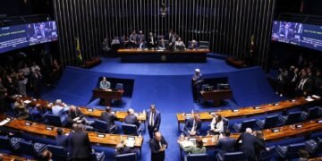 Alcolumbre trava tramitação da PEC do fim da 6×1 no Senado