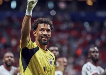 Goleiro Vozinha brilha contra a Espanha e vira destaque na Copa