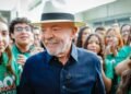 “Quem tinha que aumentar a taxa seríamos nós”, diz Lula sobre EUA