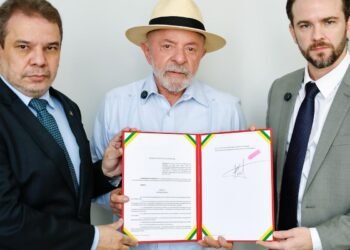 Lula assina decreto que prevê bloqueio de recursos de bets ilegais