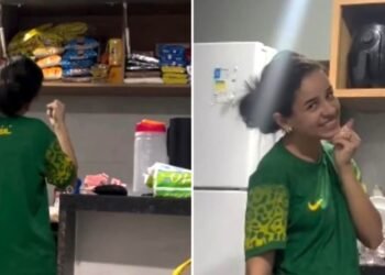 Surda inspira ao orar em Libras e agradecer por compras do mês: “Deus recebeu a oração”