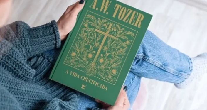 ‘A Vida Crucificada’, de AW Tozer chega em coleção de clássicos