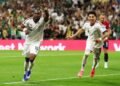 México vence, elimina a Tchéquia e se mantém 100% na Copa do Mundo