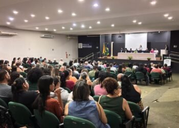 Palestras sobre Código de Ética e prevenção ao assédio reúnem servidores da Rede Estadual de Ensino