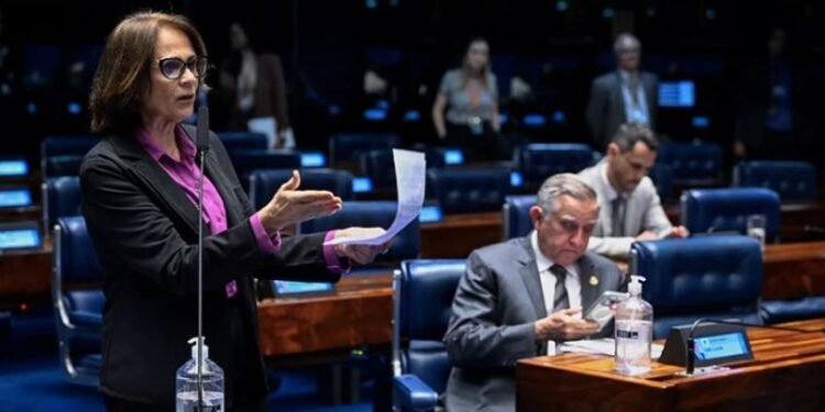 Decreto que dificulta aborto em crianças é aprovado no Senado