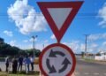 Projetos de sinalização viária promovem mais segurança e mobilidade nos municípios de Rondônia