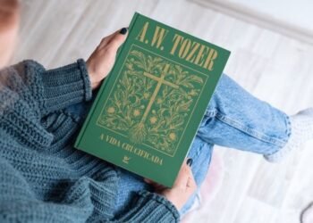 Obra de A. W. Tozer, “A Vida Crucificada” chega em nova edição com coleção de clássicos