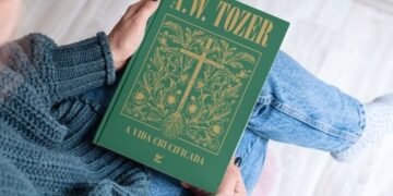 Obra de A. W. Tozer, “A Vida Crucificada” chega em nova edição com coleção de clássicos