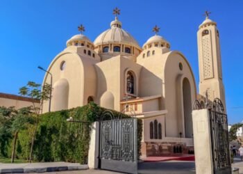 Cristãos celebram legalização de 191 igrejas e edifícios no Egito