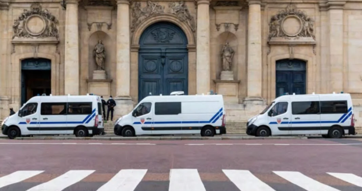 Ataques antirreligiosos disparam na França afetando judeus cristãos e muçulmanos