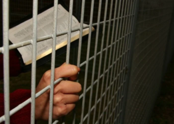 China permite Bíblias em prisões após batalha judicial de advogados cristãos