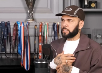 Daniel Alves relata conversão na prisão e chama Cristo de maior troféu