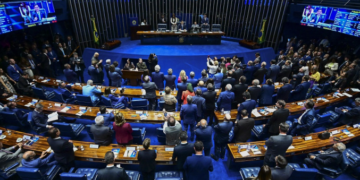 Senado derruba resolução sobre aborto legal em menores