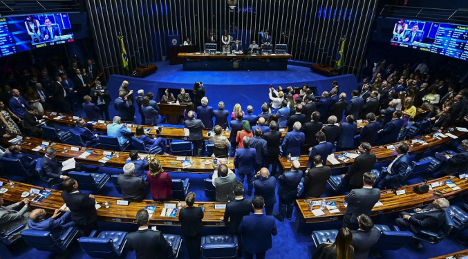 Senado derruba resolução sobre aborto legal em menores