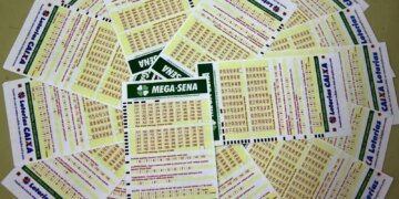Mega-Sena acumula novamente e prêmio principal vai para R$ 42 milhões
