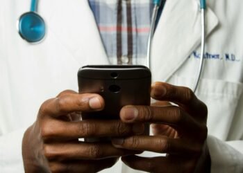 Enamed será requisito para exercício da medicina no Brasil